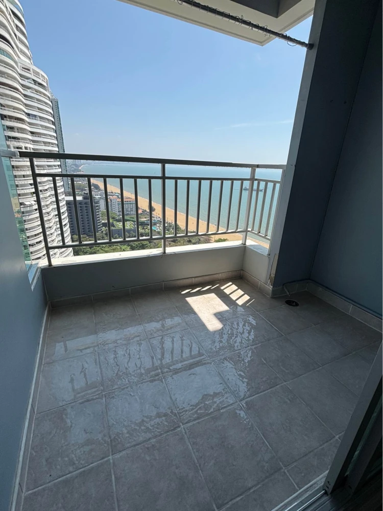 ขาย Condo Lumpini Parkbeach Jomtien ห้องพร้อมอยู่ เฟอร์ + เครื่องใช้ไฟฟ้าพร้อม จองเลย ห้ามพลาด +++