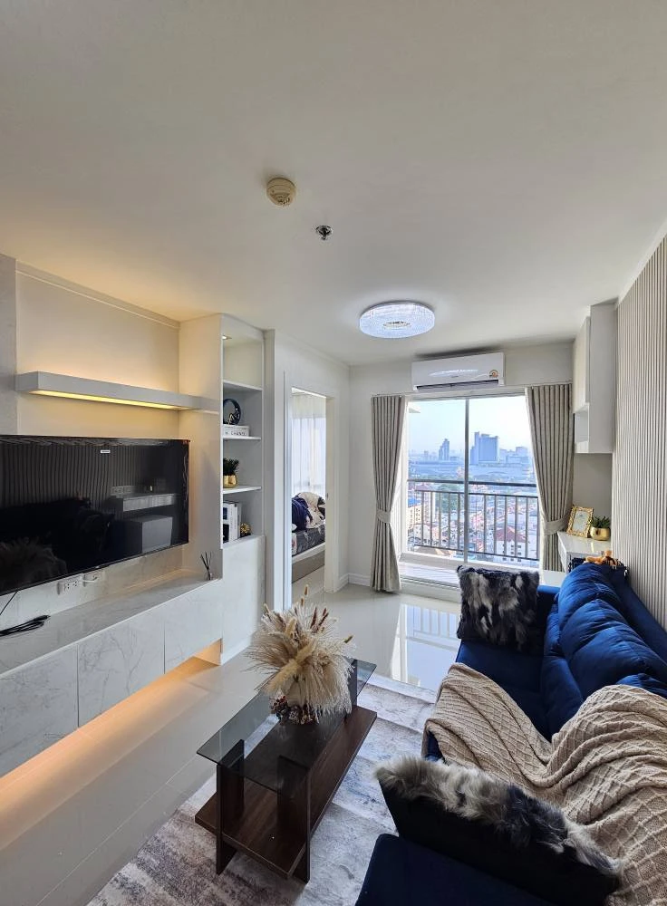 ขาย Condo Lumpini Ville Naklua - Wongamat ห้องชั้นสูง พร้อมอยู่ เฟอร์พร้อม วิวทะเล ดีแบบนี้รีบจองเลย