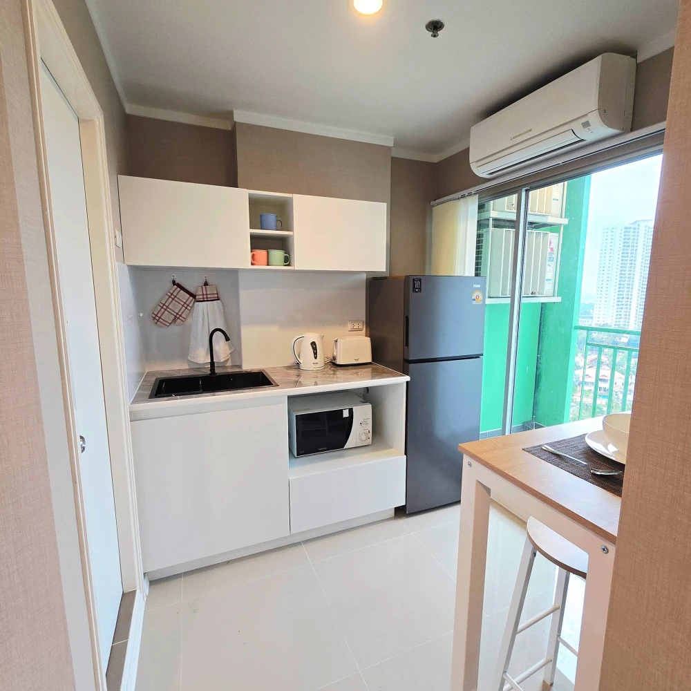 ขาย Condo Lumpini Ville Naklua - Wongamat ห้องน่าอยู่ ชั้นสูง เฟอร์พร้อม จองเลย