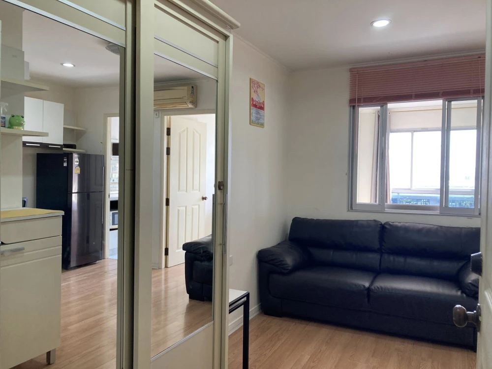 ขาย Condo Lumpini Ville Ramintra - Laksi ห้องกว้างขวางอยู่สบาย เฟอร์พร้อม จองเลย