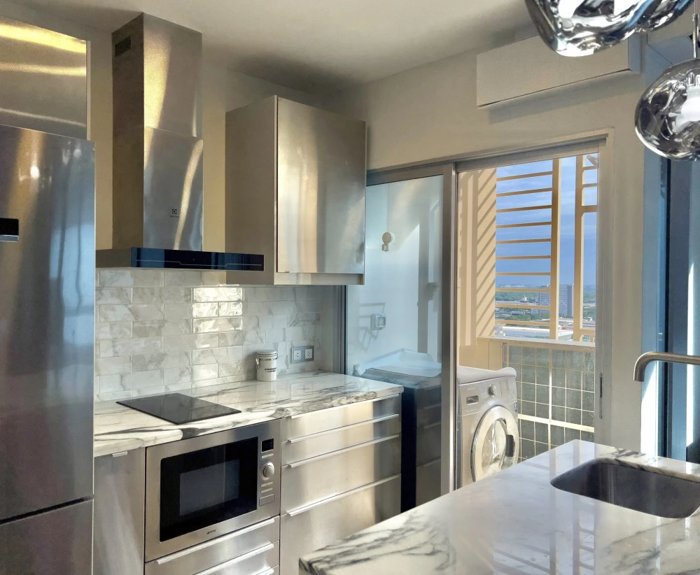 ขาย Condo One X Sukhumvit 26 ห้องกว้างอยู่สบาย เฟอร์พร้อม จองเลยก่อนพลาด!!