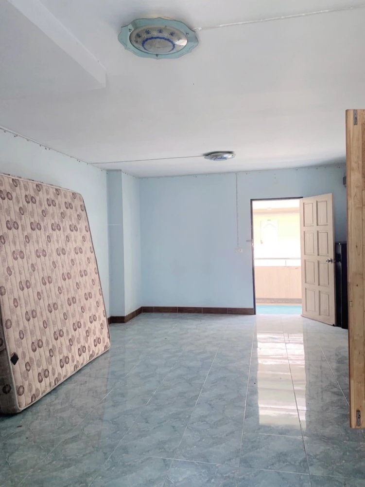 ขาย Condo Phayapirom Regent Taksin-Sathorn ห้องโล่งน่าอยู่ ชั้นไม่สูงมาก จองเลย