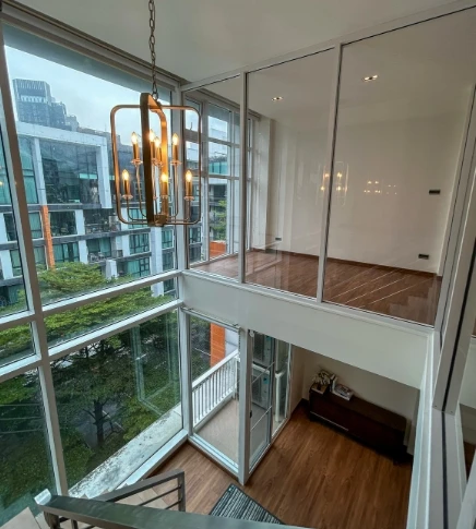 ขาย D 65 Condominium ห้อง Duplex แต่งครบ น่าอยู่ ซื้อเลย ด่วนๆ