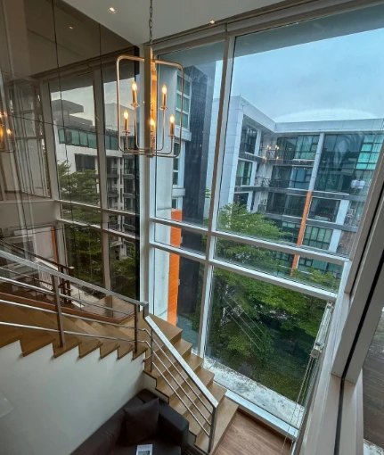 ขาย D 65 Condominium ห้อง Duplex แต่งครบ น่าอยู่ ซื้อเลย ด่วนๆ