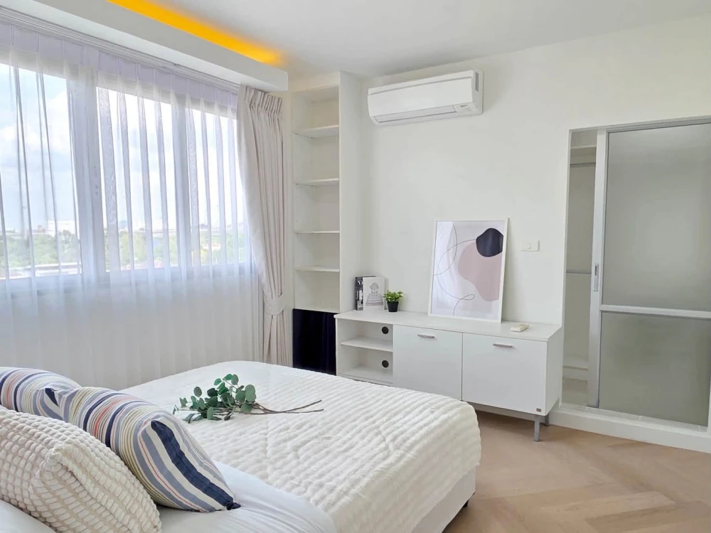 ขาย D condo รามอินทรา ห้องกว้างมาก ขนาด 60 ตรม. 2 ห้องนอน 2 ห้องน้ำ ตกแต่งสวยปัง พร้อมเข้าอยู่