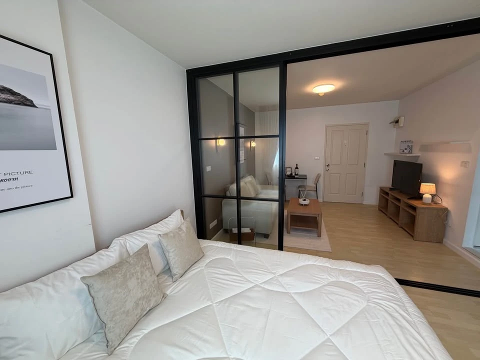 ขาย D condo รามอินทรา ห้องสวยแต่งครบพร้อมอยู่ ได้เฟอร์ เครื่องใช้ไฟฟ้า และของตกแต่งครบตามรูป ห้องแบ่งฟังก์ชั้นลงตัวเป็นสัดส่วน