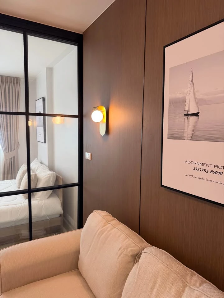 ขาย D condo รามอินทรา ห้องสวยแต่งครบพร้อมอยู่ ได้เฟอร์ เครื่องใช้ไฟฟ้า และของตกแต่งครบตามรูป ห้องแบ่งฟังก์ชั้นลงตัวเป็นสัดส่วน