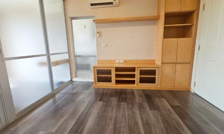 ขาย Dcondo Campus Resort Rangsit เฟส 1 ชั้น 7 วิวนอก โปร่ง โล่ง จองเลย ด่วนๆ