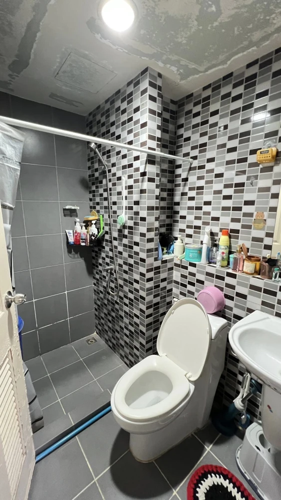 ขาย DCondo Rattanathibet ห้องน่าอยู่ ชั้น 2 ทำเลดี มาพร้อมสิ่งอำนวยความสะดวกครบครัน ห้ามพลาด