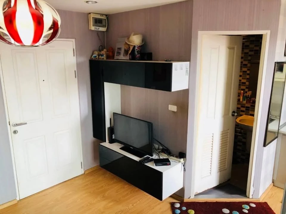 ขาย DCondo Rattanathibet ห้องน่าอยู่ ชั้น 4 ในทำเลสุดปัง ติดวอลเปเปอร์อย่างดี พลาดแล้วจะเสียใจ