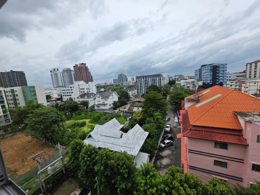 ขาย Dcondo Sukhumvit 109 ห้องชั้น 8 ในทำเลดีสุดปัง เดินทางสะดวก พลาดแล้วจะเสียใจ