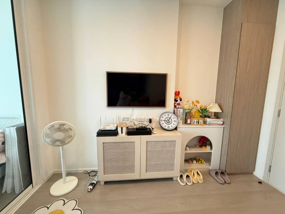 ขาย De Lapis Charan 81 ชั้น 14 ห้องกั้น มาพร้อมการตกแต่งที่ครบครัน จองเลย ห้ามพลาด
