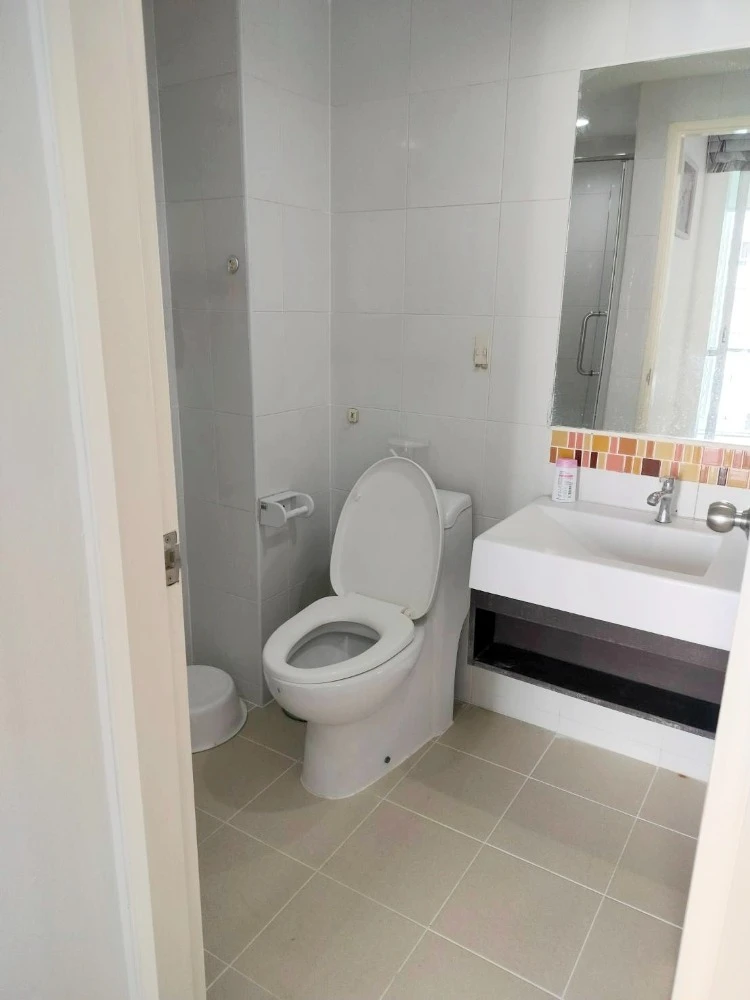 ขาย DEN Vibhavadi ชั้น 7 ห้องกั้นเป็นสัดส่วน แต่งครบ พร้อมอยู่ ซื้อเลย ด่วนๆ