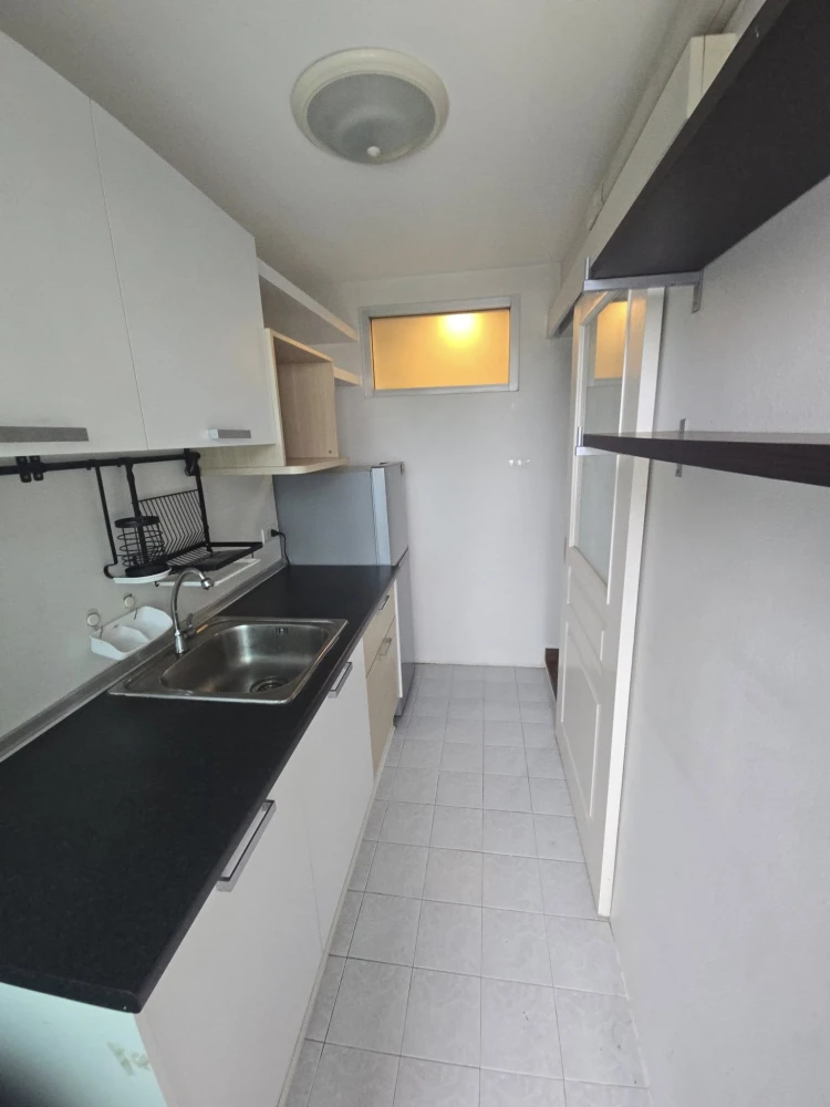 ขาย Double U Condo ห้องสตูดิโอ มาพร้อมเฟอร์และเครื่องใช้ไฟฟ้าครบครัน จองด่วน