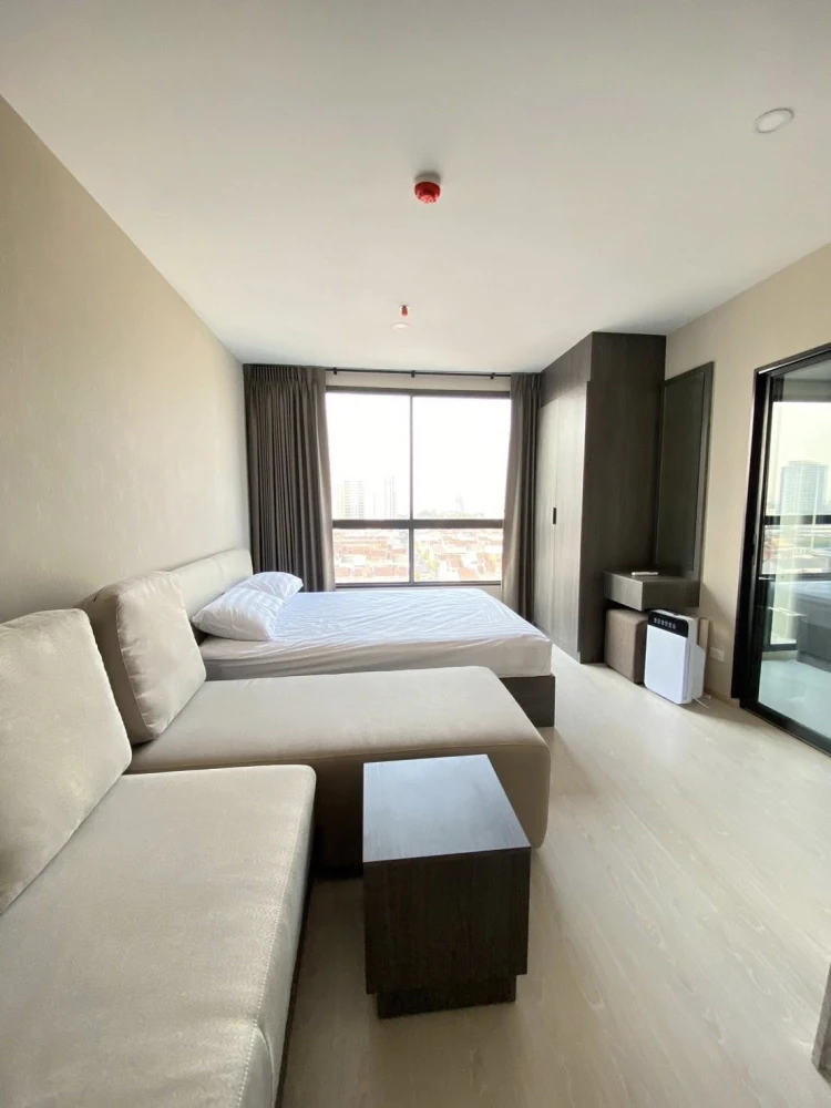 ขาย Elio Del Nest ตึก G ชั้น 10 ห้อง Studio ห้องสะอาดมาก พร้อมอุปกรณ์รวมทั้งเฟอร์นิเจอร์พร้อมเข้าอยู่เลยค่ะ
