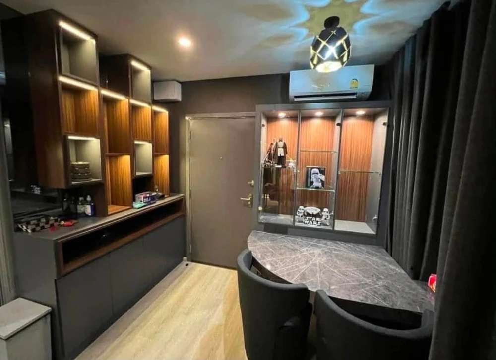 ขาย Elio Sathorn-Wutthakat ห้องแต่งสวยคุมโทน บิวท์อินเฟอร์นิเจอร์อย่างดี  จองเลย