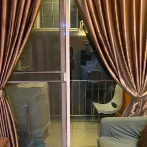 ขาย Emerald Residence Ratchada ห้องเกือบมุมสุด ส่วนตัวมาก ติดวอลเปเปอร์ทั้งห้อง บิ้วอิน พร้อมเครื่องใช้ไฟฟ้าครบ พร้อมอยู่