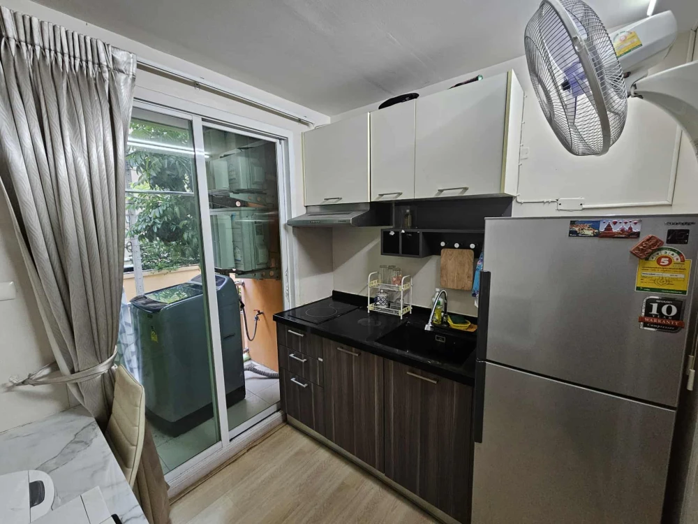 ขาย Emerald Residence Ratchada เฟอร์นิเจอร์ และเครื่องใช้ไฟฟ้าครบ บิ้วอินทั้งห้อง น่าจองสุดๆ