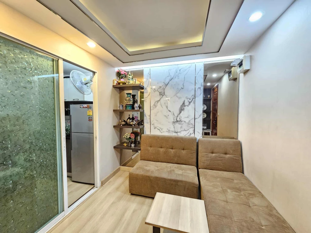 ขาย Emerald Residence Ratchada เฟอร์นิเจอร์ และเครื่องใช้ไฟฟ้าครบ บิ้วอินทั้งห้อง น่าจองสุดๆ