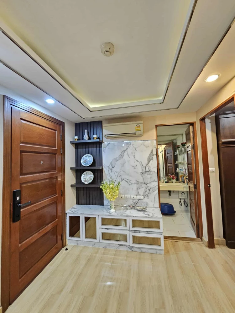 ขาย Emerald Residence Ratchada เฟอร์นิเจอร์ และเครื่องใช้ไฟฟ้าครบ บิ้วอินทั้งห้อง น่าจองสุดๆ