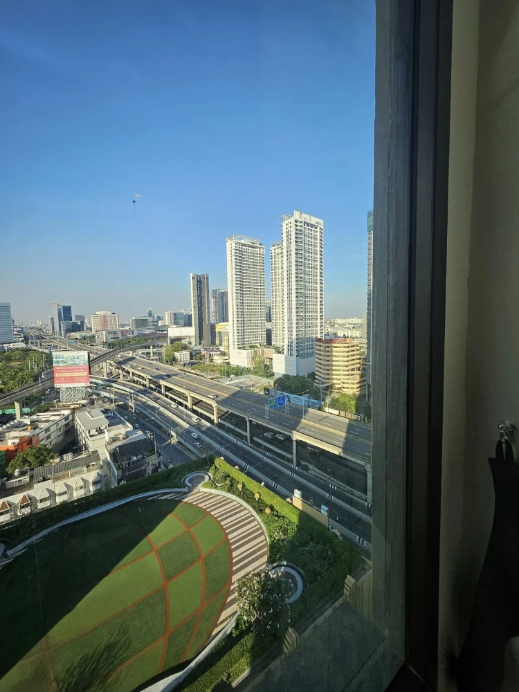 ขาย Equinox Condo พหล-วิภา ห้องกว้างขวาง ชั้น 19 ได้วิวสวย ครบจบที่เดียว คุณต้องไม่พลาด