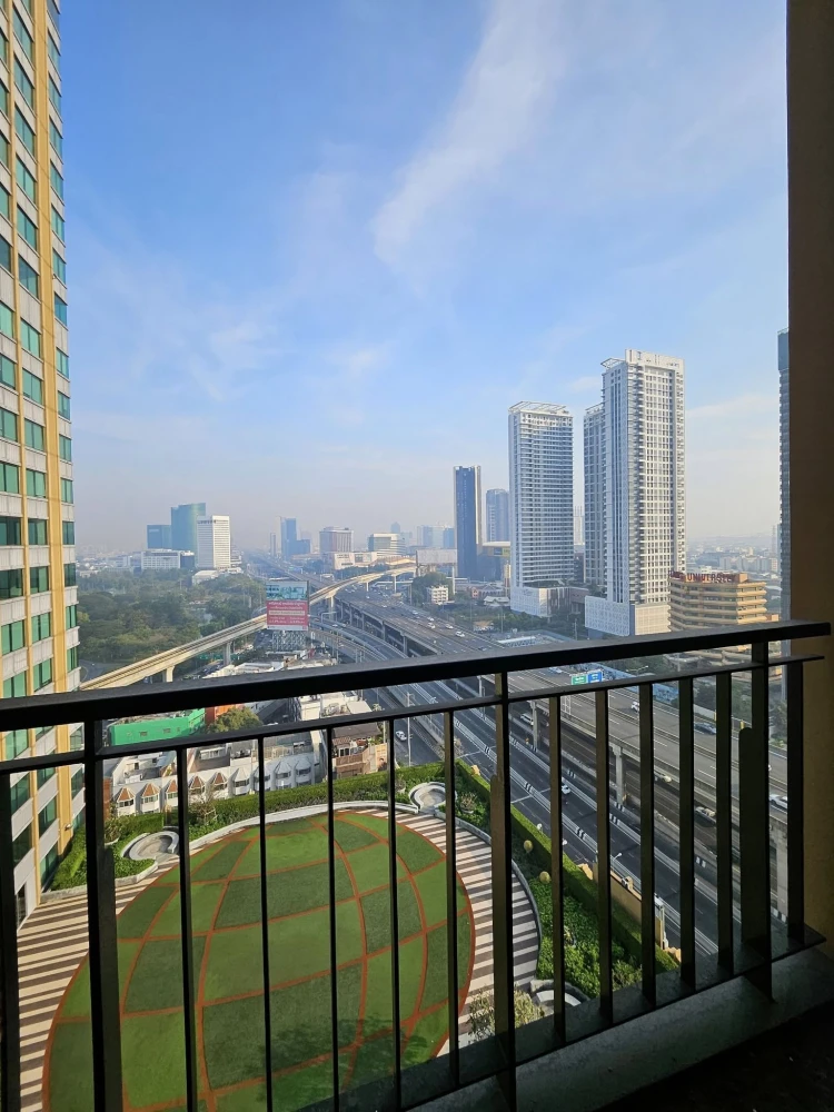 ขาย Equinox Condo พหล-วิภา ห้องกว้างขวาง ชั้น 19 ได้วิวสวย ครบจบที่เดียว คุณต้องไม่พลาด