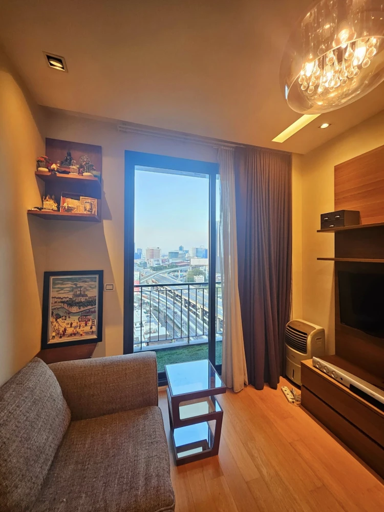 ขาย Equinox Condo พหล-วิภา ห้องกว้างขวาง ชั้น 19 ได้วิวสวย ครบจบที่เดียว คุณต้องไม่พลาด