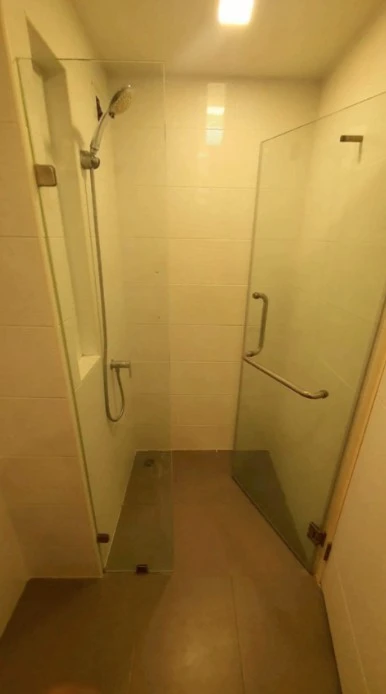 ขาย ESTA Bliss แบบ 2 ห้องนอน 1 ห้องน้ำ ห้องมุม ร่มรื่น วิวสระ ทำเลดี พลาดแล้วจะเสียใจ