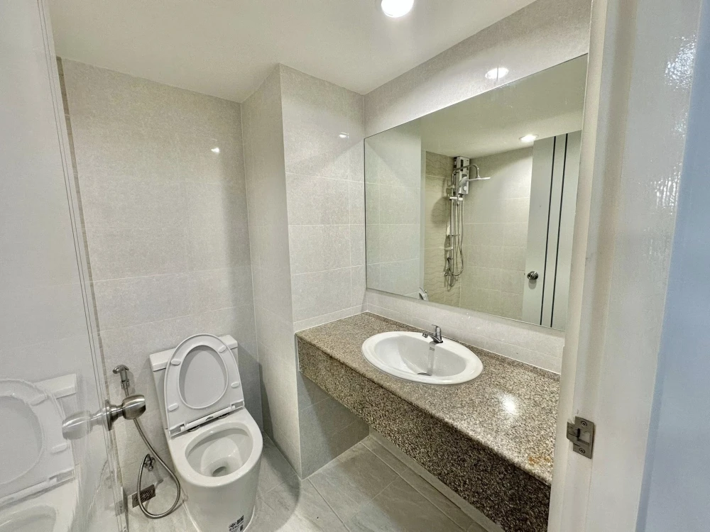 ขาย Family Park ลาดพร้าว 48 ชั้น 4 อาคาร C ลมดี ห้องสวยเป็นส่วนตัว ห้ามพลาด