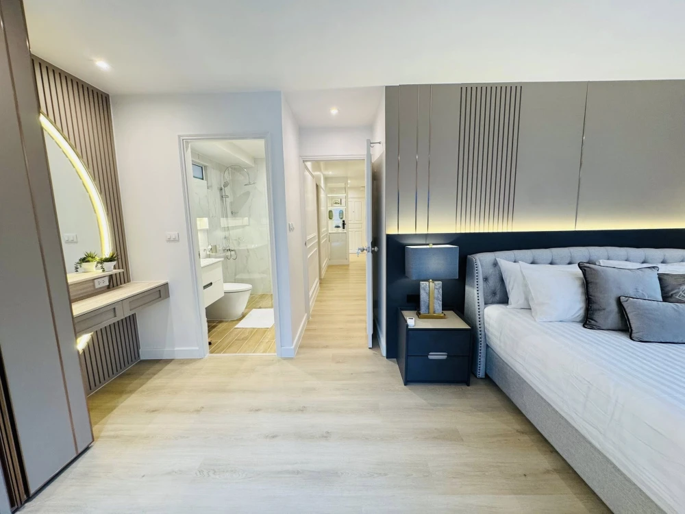 ขาย Fortune condo town ขนาด 2 ห้องนอน 2 ห้องน้ำ ตกแต่งบิวท์อินสวยเริ่ดทั้งห้อง สนใจจองเลย