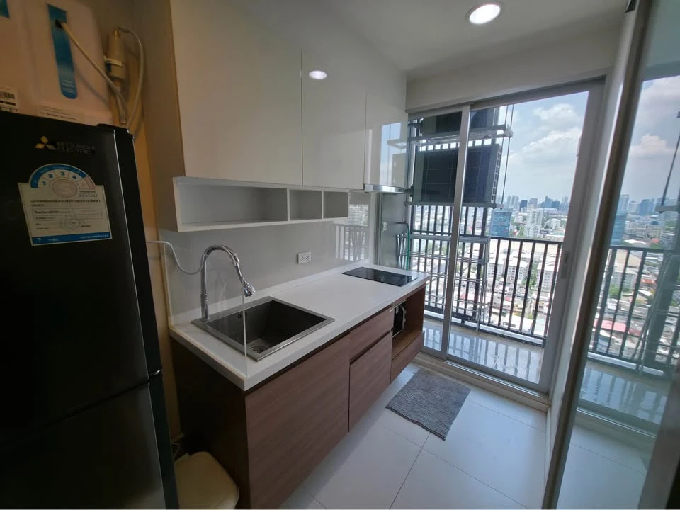 ขาย Fuse Chan Sathorn Condo ห้องน่าอยู่ ชั้นสูง เฟอร์ จองเลยก่อนพลาด!!!