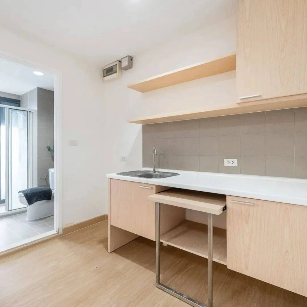 ขาย Fuse Mobius รามคำแหง  อาคาร A ชั้น 5 วิวสระว่ายน้ำ ไม่ร้อน บรรยากาศดี เฟอร์นิเจอร์ครบ พร้อมอยู่