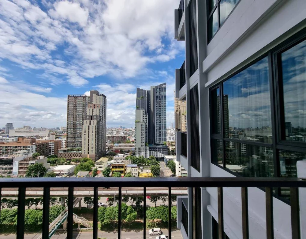 ขาย Fuse Sathorn-Taksin 1 ห้องนอน 1 ห้องน้ำ มาพร้อมสิ่งอำนวยความสะดวกในทำเลสุดปัง ห้ามพลาด