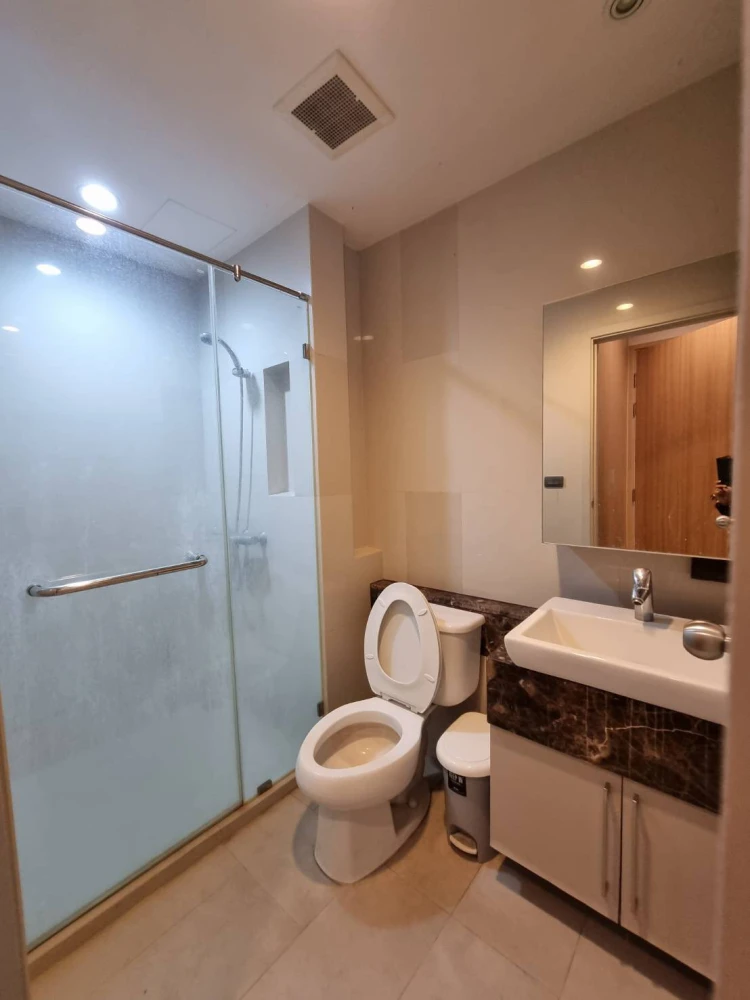 ขาย Fuse Sathorn-Taksin 1 ห้องนอน 1 ห้องน้ำ มาพร้อมสิ่งอำนวยความสะดวกในทำเลสุดปัง ห้ามพลาด