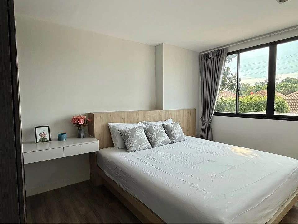 ขาย G Condo Sriracha ห้องน่าอยู่ ชั้น 2 ทำเลดี เฟอร์นิเจอร์ครบครัน เดินทางสะดวก รีบจองเลยตอนนี้