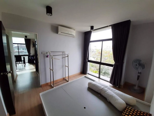 ขาย G Haus Condo Santikham 4 ชั้น 4 ห้องน่าอยู่ แต่งครบ จองเลย ด่วนๆ