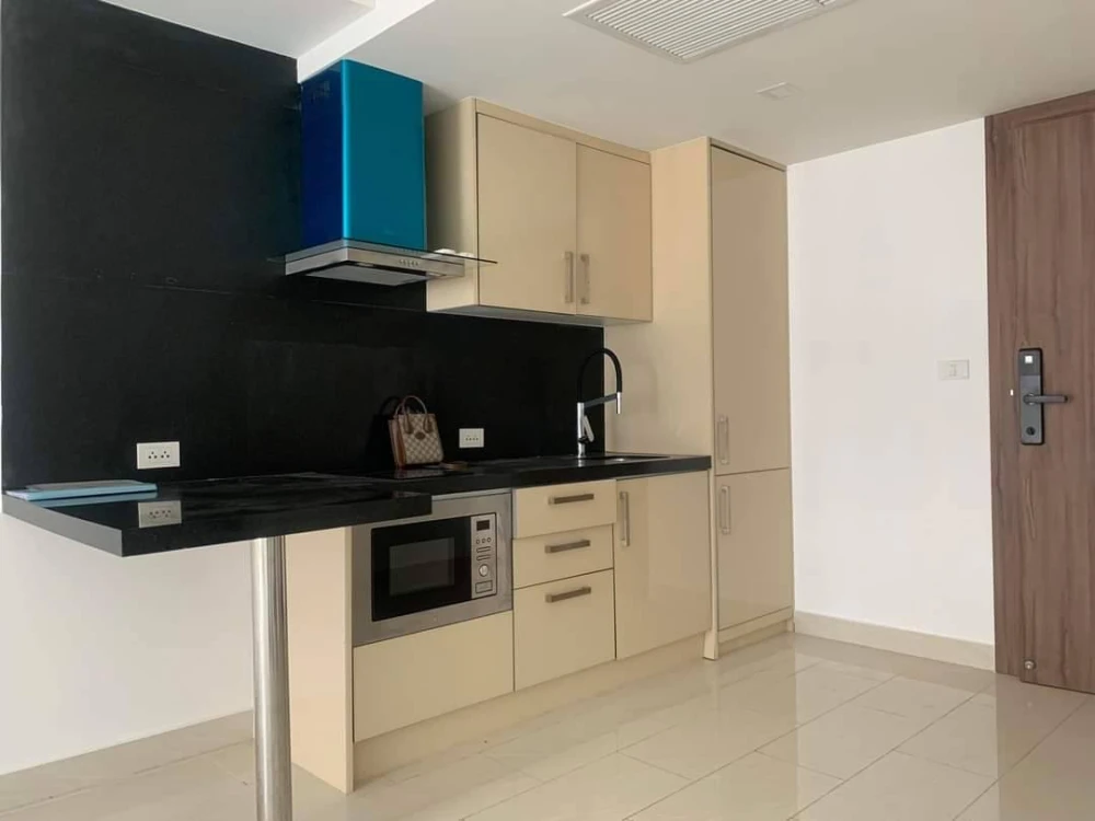 ขาย Grand Avenue Residence Condo ห้องกว้างอยู่สบาย บิ้วอินครัวอย่างดี จองเลยอย่าพลาด+++