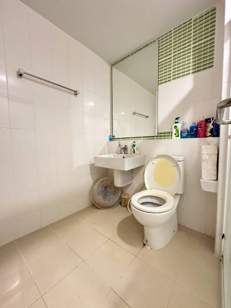 ขาย Hallmark Ngamwongwan ชั้น 8 มาพร้อมการตกแต่งที่ครบครัน จองเลย