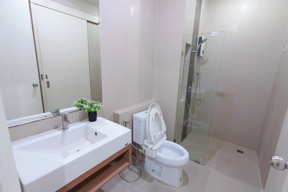 ขาย Happy Condo ลาดพร้าว 101 ห้องสวย ขนาด 43 ตร.ม. พื้นที่ใช้สอยเยอะมากๆ เครื่องใช้ไฟฟ้าครบ ห้ามพลาด