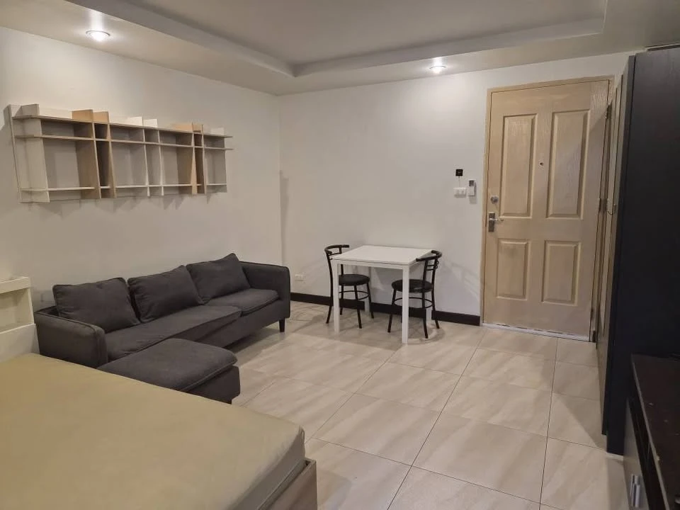 ขาย Happy Condo Ratchada 18 ห้องน่าอยู่ มาพร้อมเฟอร์นิเจอร์และเครื่องใช้ไฟฟ้าครบครัน รีบจองด่วนๆจ้า