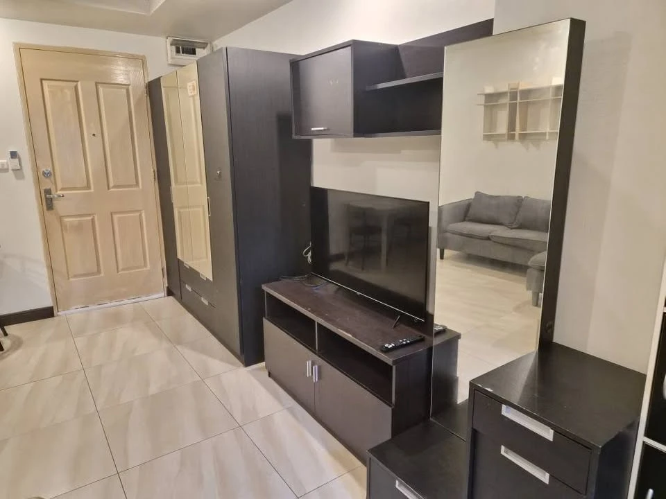ขาย Happy Condo Ratchada 18 ห้องน่าอยู่ มาพร้อมเฟอร์นิเจอร์และเครื่องใช้ไฟฟ้าครบครัน รีบจองด่วนๆจ้า