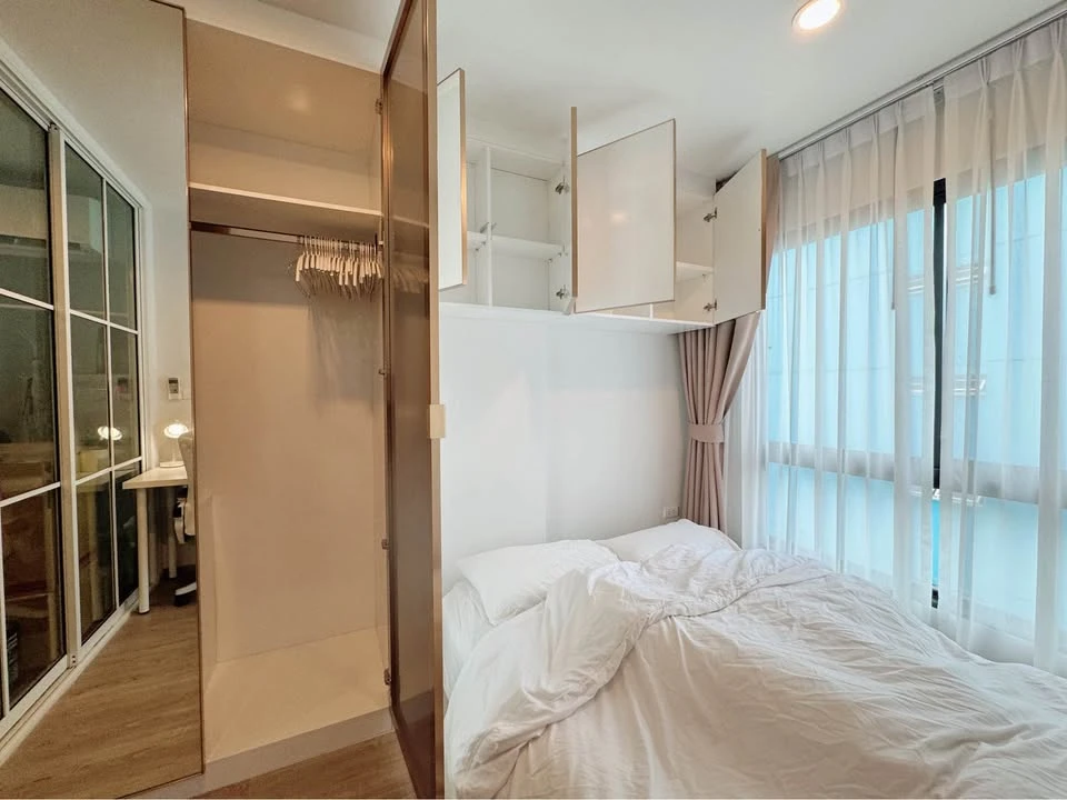 ขาย Hi Chaengwattana 19 ห้องสวยพร้อมอยู่ เครื่องใช้ไฟฟ้าครบ เฟอร์นิเจอร์บิ้วอิน เก็บของได้เยอะ จองด่วน