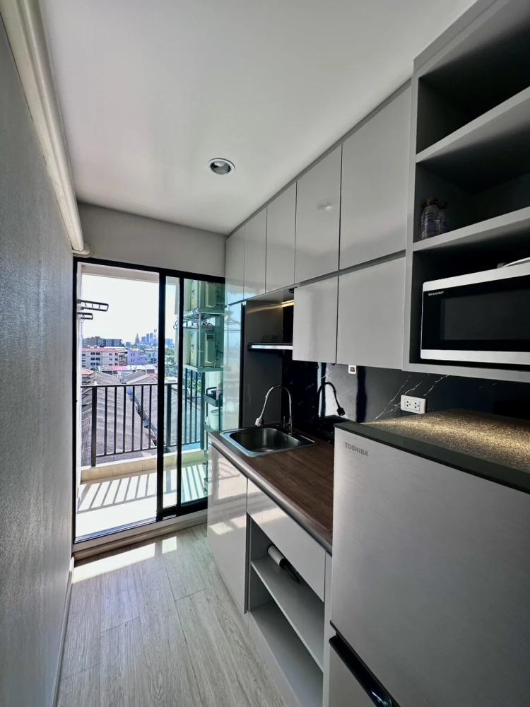 ขาย  Hi Condo Sukhumvit 93 ห้องหัวมุม หัวเตียงไม่ติดห้องอื่น หลังบ้านไม่โดน block view ตกแต่งครบ จองเลย