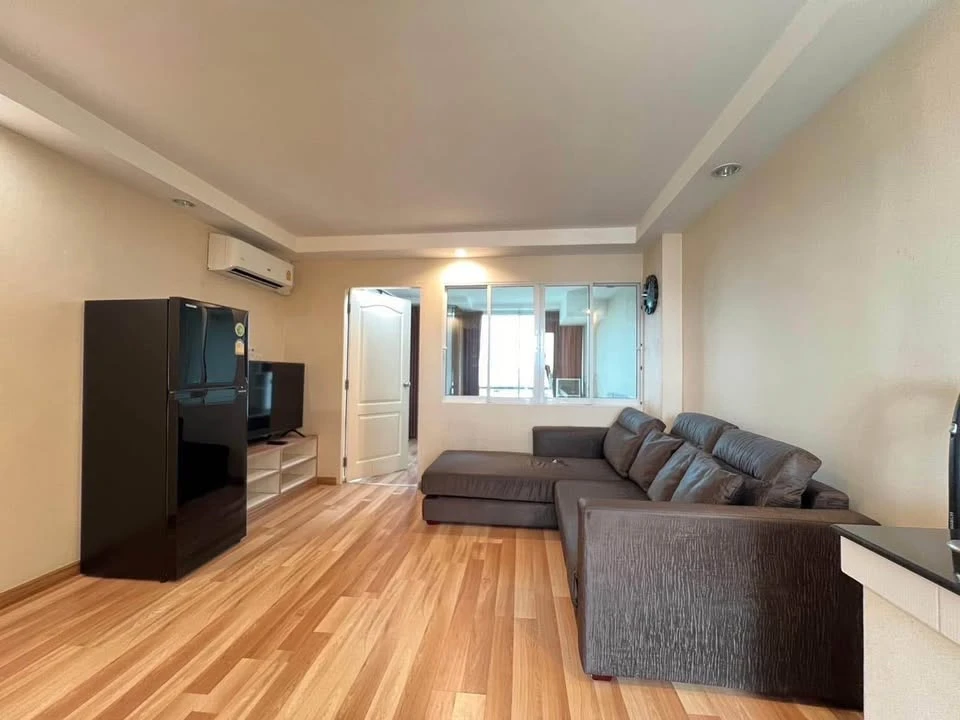 ขาย Humble รัชดา-สุทธิสาร ขนาดห้อง 33.40 ตรม. (ขนาดใหญ่ที่สุดในคอนโด) วิวไม่มีตึกบังทั้งด้านหน้าและด้านหลัง รีบจองเลย