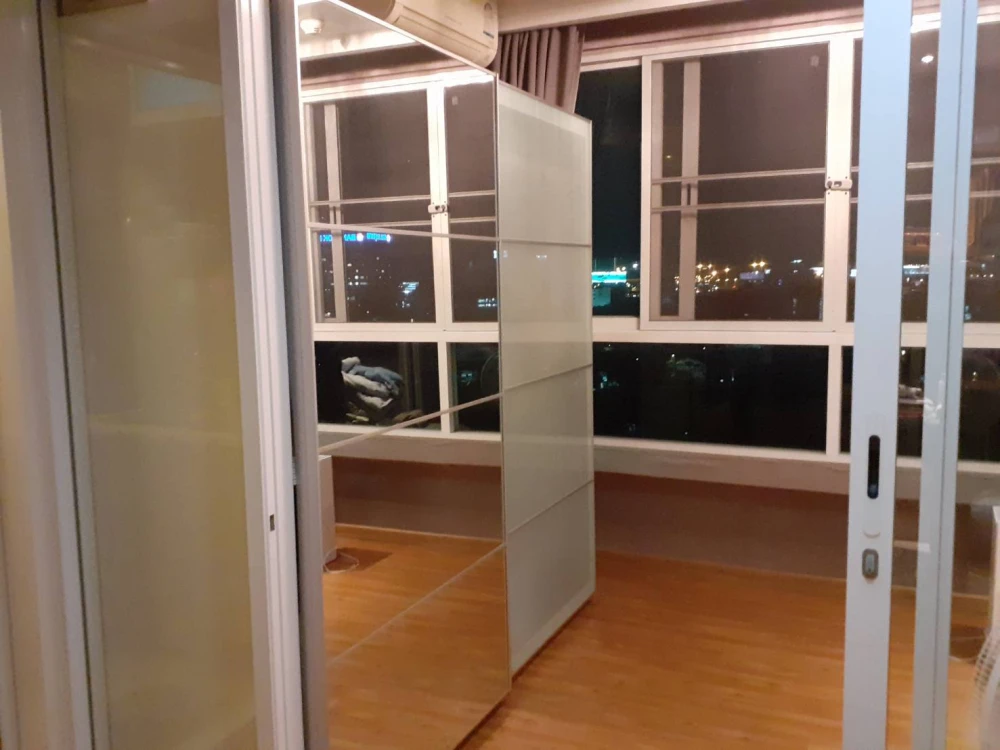 ขาย i-biza Condominium RCA มาพร้อมการตกแต่งที่ครบครัน สนใจรีบจองเลย อย่ารอช้า ด่วนๆจ้า