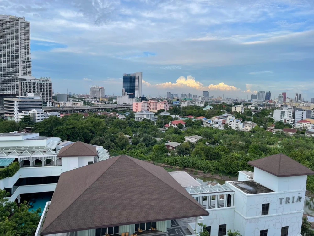 ขาย i-biza Condominium RCA ห้องน่าอยู่ ทำเลดี เดินทางสะดวก มองเห็นวิวสวย ไม่บล็อค จองเลยด่วนๆ