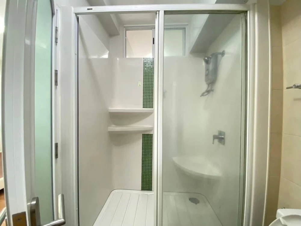 ขาย i-Biza Condominium RCA ห้องมุม ชั้น 11 ตึก A ใกล้ลิฟต์และบันไดหนีไฟ รีบจองเลยจ้า