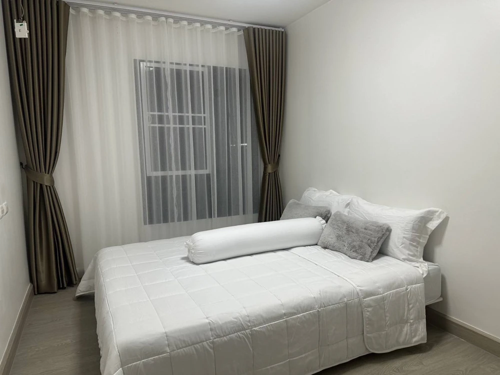 ขาย I condo Sukhumvit 105 ทำเลดี วิวโล่ง ห้องไม่ร้อน เฟอร์นิเจอร์ครบครัน ลากกระเป๋าเข้าอยู่ได้เลย