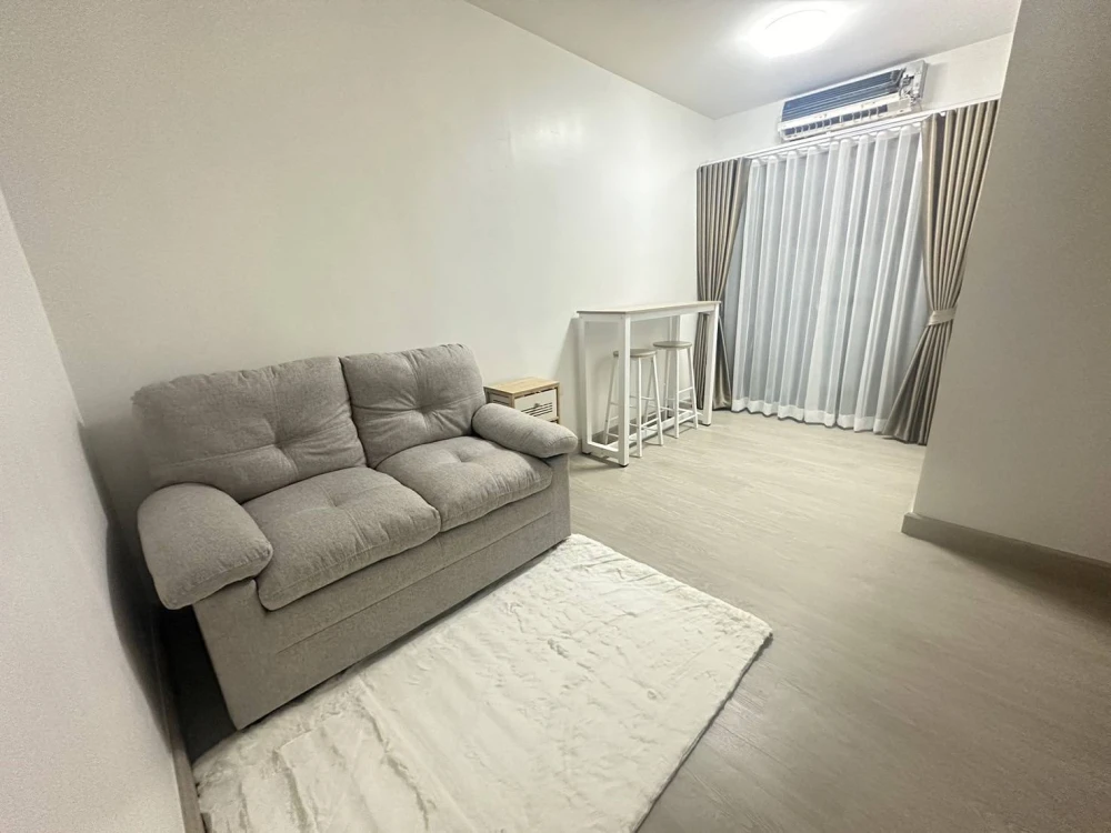 ขาย I condo Sukhumvit 105 ทำเลดี วิวโล่ง ห้องไม่ร้อน เฟอร์นิเจอร์ครบครัน ลากกระเป๋าเข้าอยู่ได้เลย