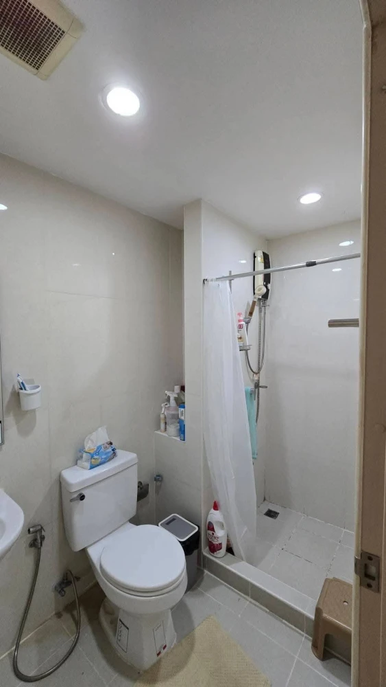 ขาย  I Condo Sukhumvit 105 ห้องพร้อมอยู่ เฟอร์ครบ + เครื่องใช้ไฟฟ้า จองเลย ห้องกว้างน่าอยู่ก่อนพลาด++